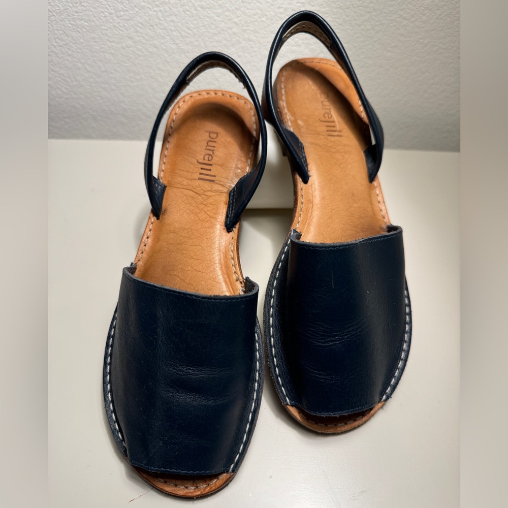 Pure Jill Leather 6.5 blue sandals
